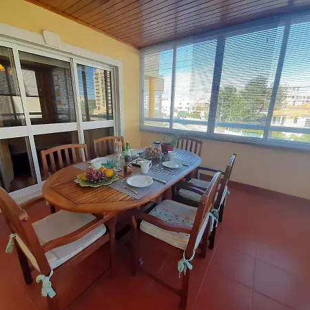 - Localizacao Ac Parking Lift Apartment