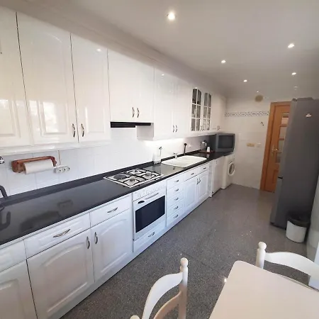 - Localizacao Ac Parking Lift Apartment