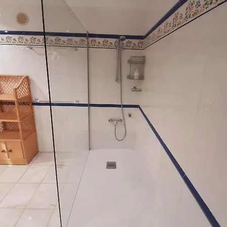 - Localizacao Ac Parking Lift קסקאיס