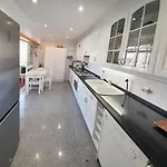 - Localizacao Ac Parking Lift Appartamento *