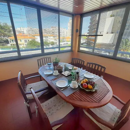 - Localizacao Ac Parking Lift 卡斯凯什