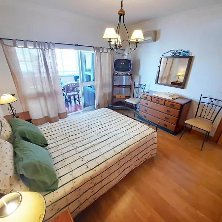 - Localizacao Ac Parking Lift Apartament Віавіа