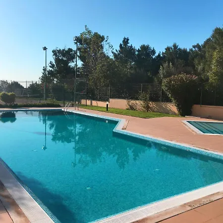 - Localizacao Ac Parking Lift Lägenhet